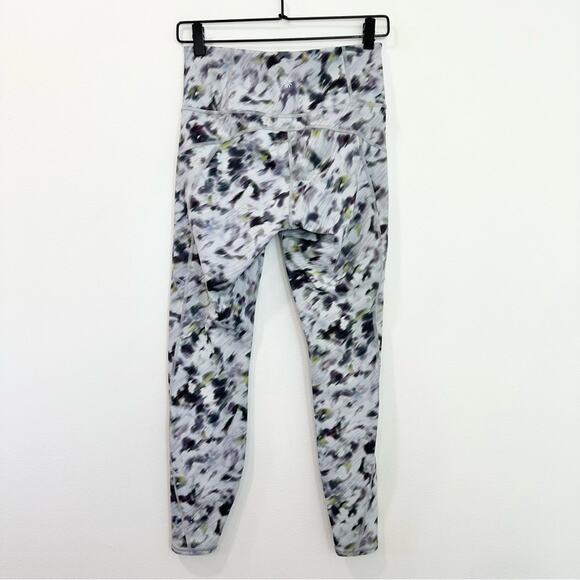 Athleta Rainier Tight Legging Grey Lyra Garden Athletic Activewear size Small - Picture 3 of 6